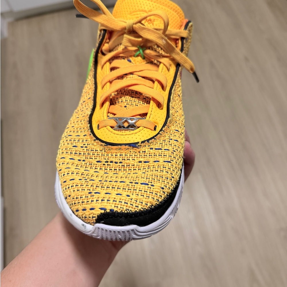 Nike Yellow LeBron 20 - Picture 2 of 9